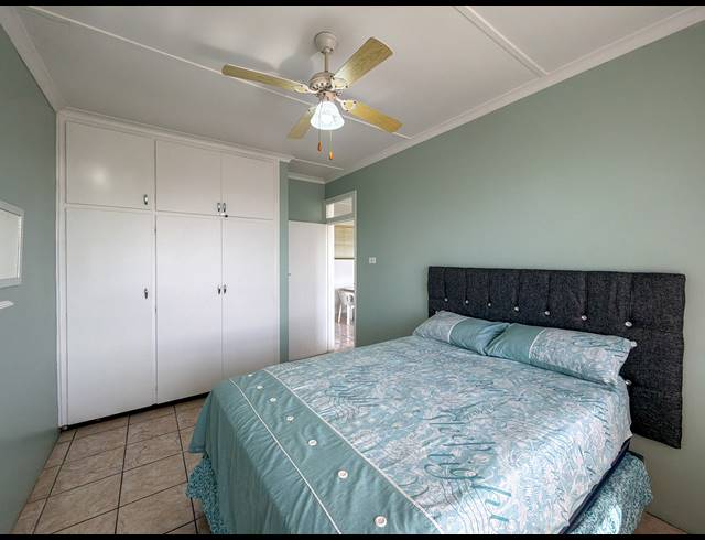 2 BEDROOM APARTMENT FOR SALE IN AMANZIMTOTI